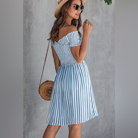 beachsissi Dresses & Skirts - Beachsissi Stripped Blue And White Dress